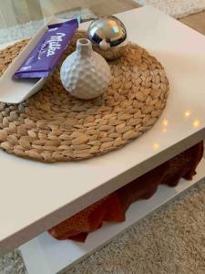 welcome home, best price , fast wlan, Netflix, washing, drying, big tv, space, free parking, 4big rooms 100m2, nice smoking place outside come on, try out and visit us