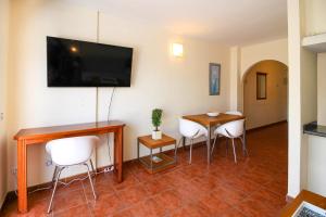 Penthouse apartment with AC heated pool Golf del Sur