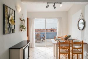 Terrace Vila II by An Island Apart