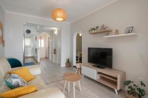 Terrace Vila II by An Island Apart