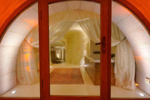 Fairyland Cave Hotel