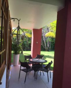 PRAIA DO FORTE ! Vilage de 80 m2 a 600 metros da vila