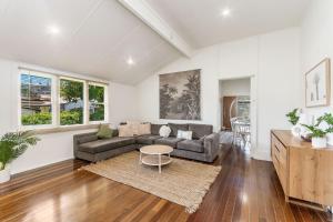 High Three - Beachside Hideaway in Town - Holiday Yamba