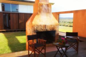 Toumbaal Plains - Exquisite architecturally designed home