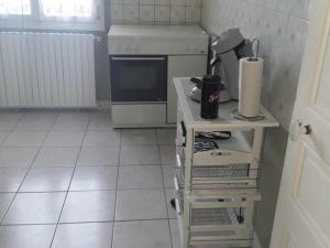 Maisons de vacances Gite Bourdeilles, 4 pieces, 6 personnes - FR-1-616-201 : photos des chambres