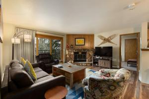 309 Snowdance Manor condo