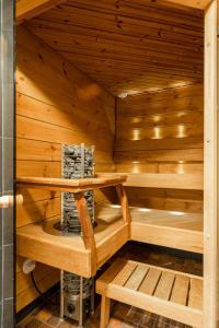 Historical Loft with Sauna & Free Parking, Hosts up to 7 guests