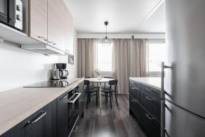 Newly Renovated 1BR Home that Hosts up to 8 Guests