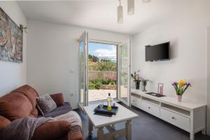 Seaside Apartment Kamelia