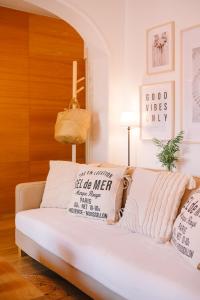 One bedroom apartment in historic center of Cascais, walking distance to the beach