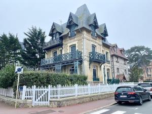 Appartements Les Mouettes a Deauville : photos des chambres