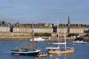 Maisons de vacances Le rocher 1 : photos des chambres