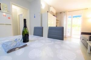 V&V LLORET- Apartamento Blanc