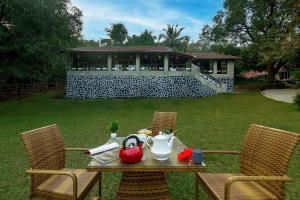 SaffronStays Meadowbrook, Panvel - pet-friendly villa near Karnala Bird Sanctuary
