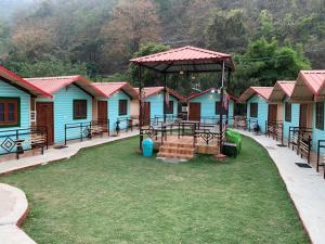 Creek Forest - Riverside Boutique Resort