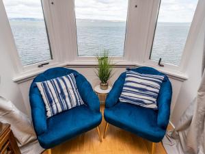 Stunning Flat with Sea View and Parking - Pass the Keys