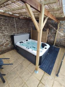 Appartements Jacuzzi Studio 2/4 pers avec terrasse amenagee : photos des chambres