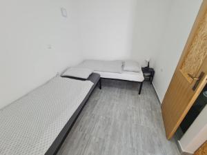 Budget Apartment LeLo Center1