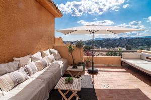 EP Large townhouse in Puerto Banus families only
