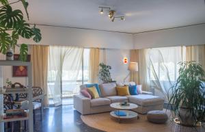 Ninas cozy apartment in Mikrolimano