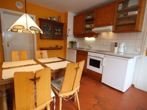XXL Ferienhaus mit Sauna in Upost