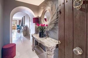 Fully Renovated Unique 3 Bedroom Penthouse in Cartuja del Golf close to San Pedro