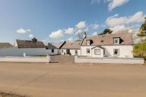 Nether Newton - Sleeps 12, Hottub, Sauna, Private Garden - Fenwick