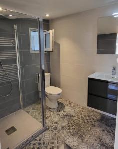 Maisons de vacances Maison a Barbatre pour 10 - 450m de la plage : photos des chambres