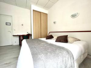 Hotels Les Camelias : photos des chambres