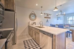 Charming McCall Townhome Hike, Fish, and Ski!