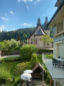 Kleines Haus Silberdistel