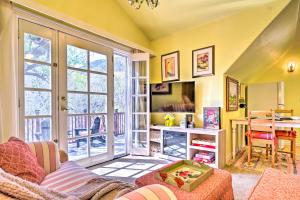 Riverside Tree House Suite with Balcony and Grill