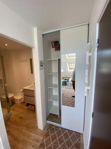 Appartements studio duplex - Bord de mer : photos des chambres