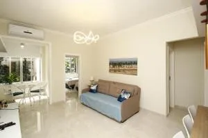 Apto Copacabana - Recém Reformado e moderno, 5 min. da praia! - Copacabana