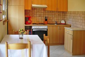 Apartment in Vir with balcony or terrace