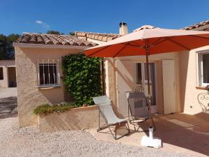 Maisons de vacances Gite provencal independant avec piscine chauffee : LE SUY BIEN : photos des chambres