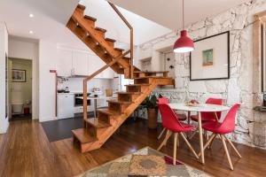 Rua de Trás Apartments