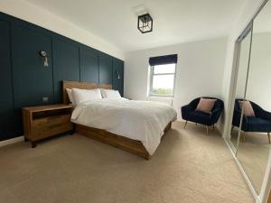 No 2 The Cairns, Unwind in Style
