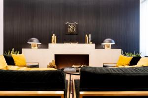 Nero Luxury Suites img24