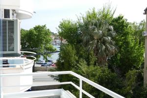 Seafront City Apartment Ana Trogir