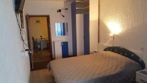 Apartments by the sea Tucepi, Makarska - 2699