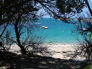 Maisons de vacances Holiday home, Plouneour Brignogan Plages : photos des chambres