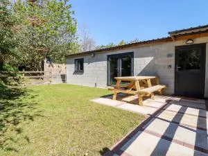 Stall 2 - The Stables - Saint Enoder