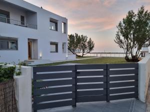 Amoutsa Seaside Villa