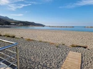 Amoutsa Seaside Villa