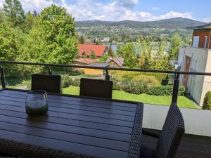 Vista Bahía, Apartment in Velden with amazing views and lake access