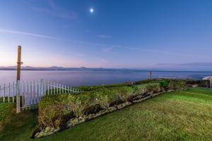 Beacon Wharf , George Hay 4 Holiday Accommodation