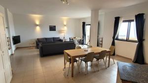 Apt con piscina La Laja, La Restinga (El Hierro)