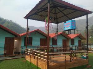 Creek Forest - Riverside Boutique Resort