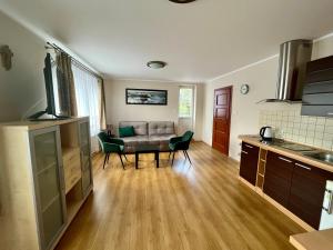 Apartament Bursztyn, Willa Perla nad morzem